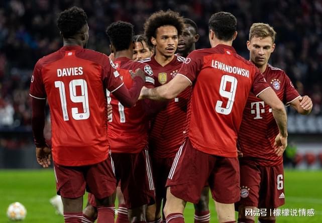 星空体育-弗来堡球员勇往直前,取得耀眼成绩