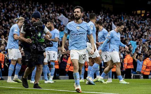 曼城球员状态神勇,备战下场比赛信心十足 曼城球员状态神勇,备战下场比赛信心十足