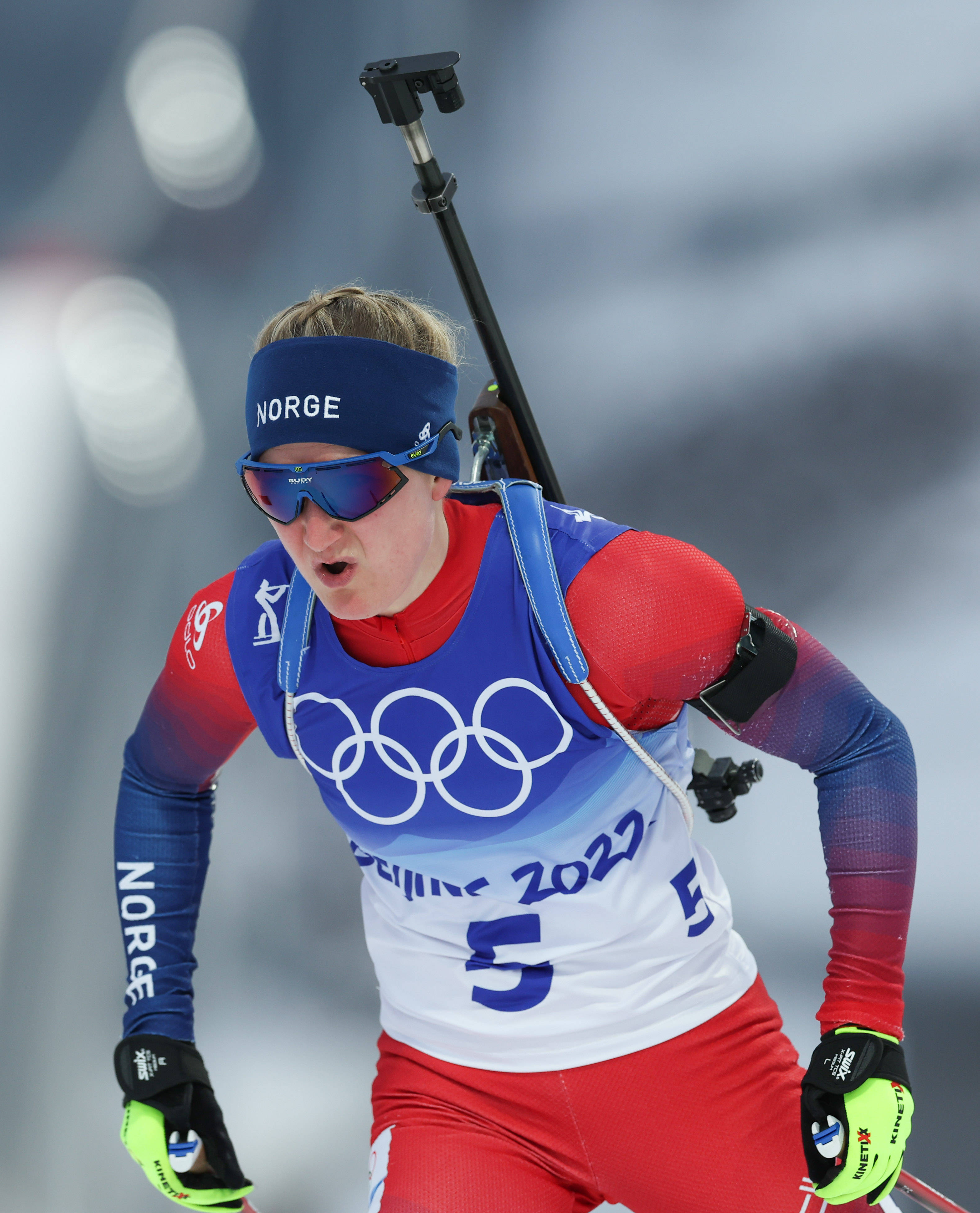 美国女队夺得冬季两项接力赛金牌 美国女队夺得冬季两项接力赛金牌