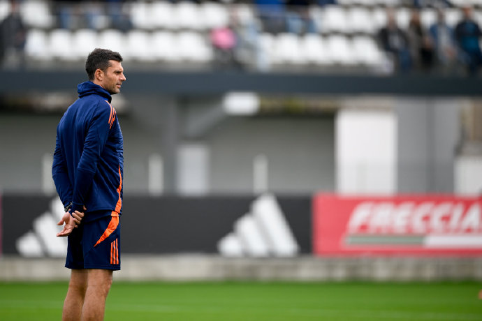 星空体育-斯图加特球队面临危机,需要迅速调整状态