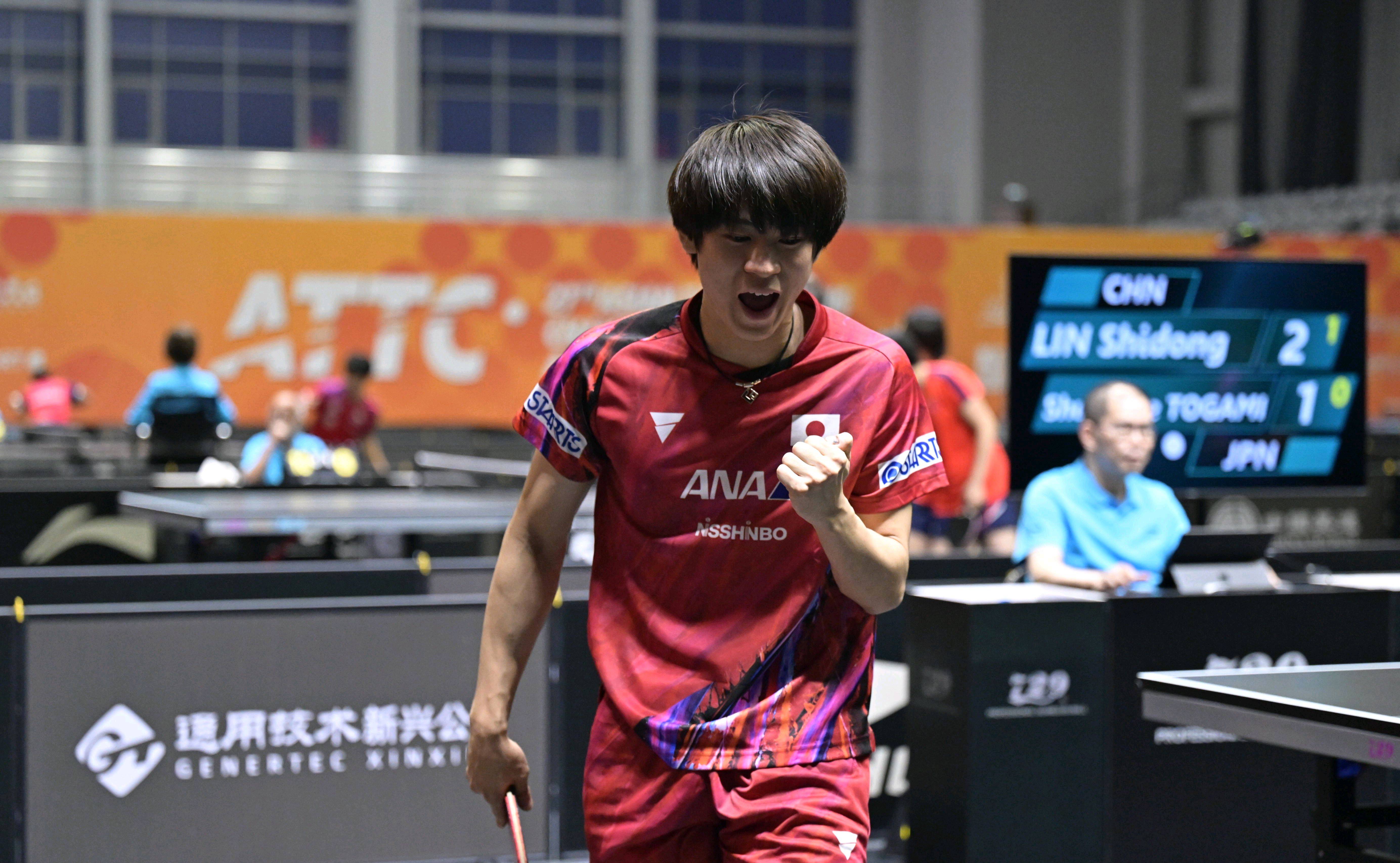 足球盛况：巨星云集，激烈对战展现实力