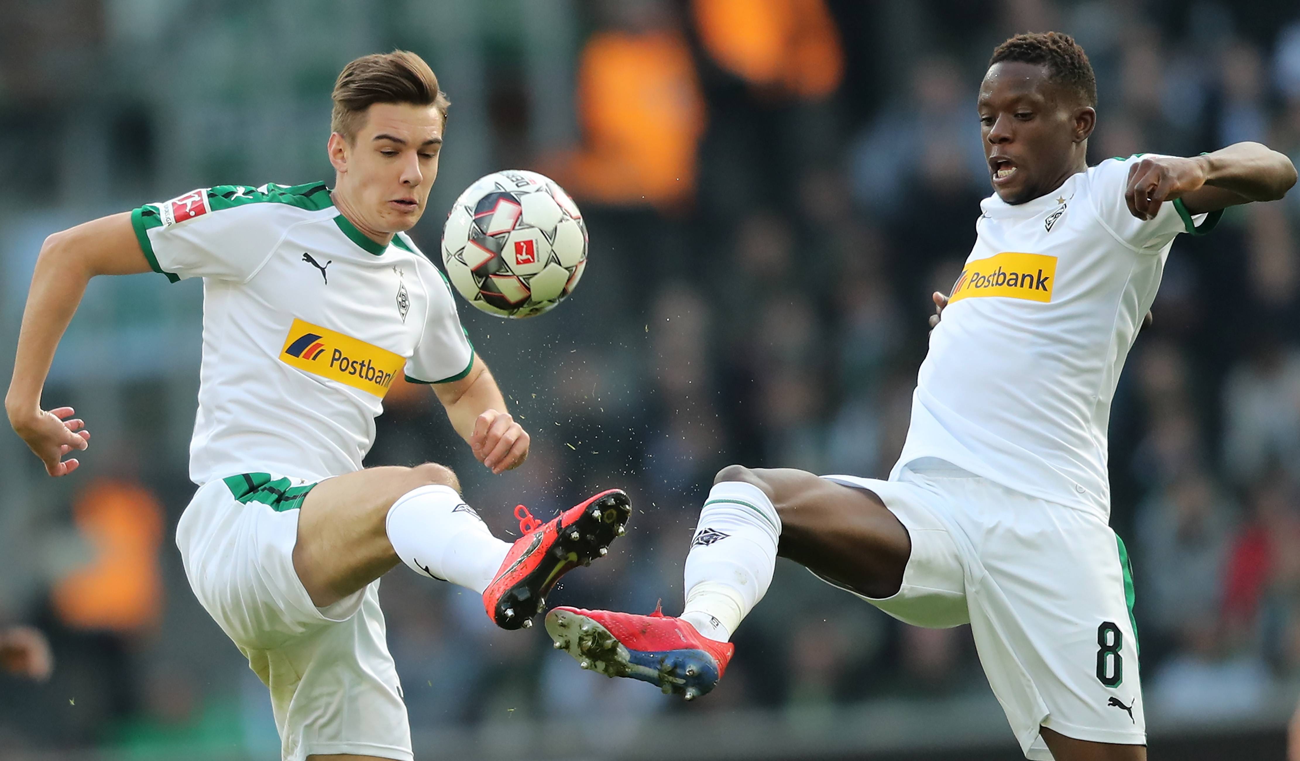 拜仁慕尼黑主场击败门兴格拉德巴赫，继续领跑