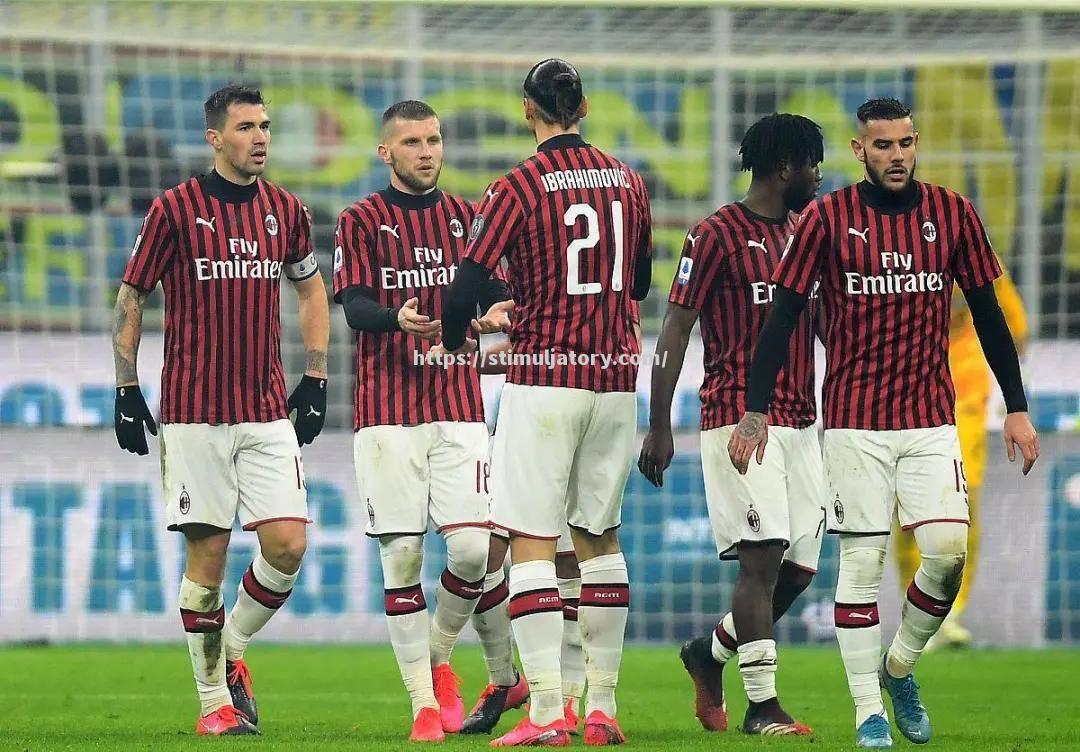 AC米兰惨败尤文，主帅面临舆论压力风波