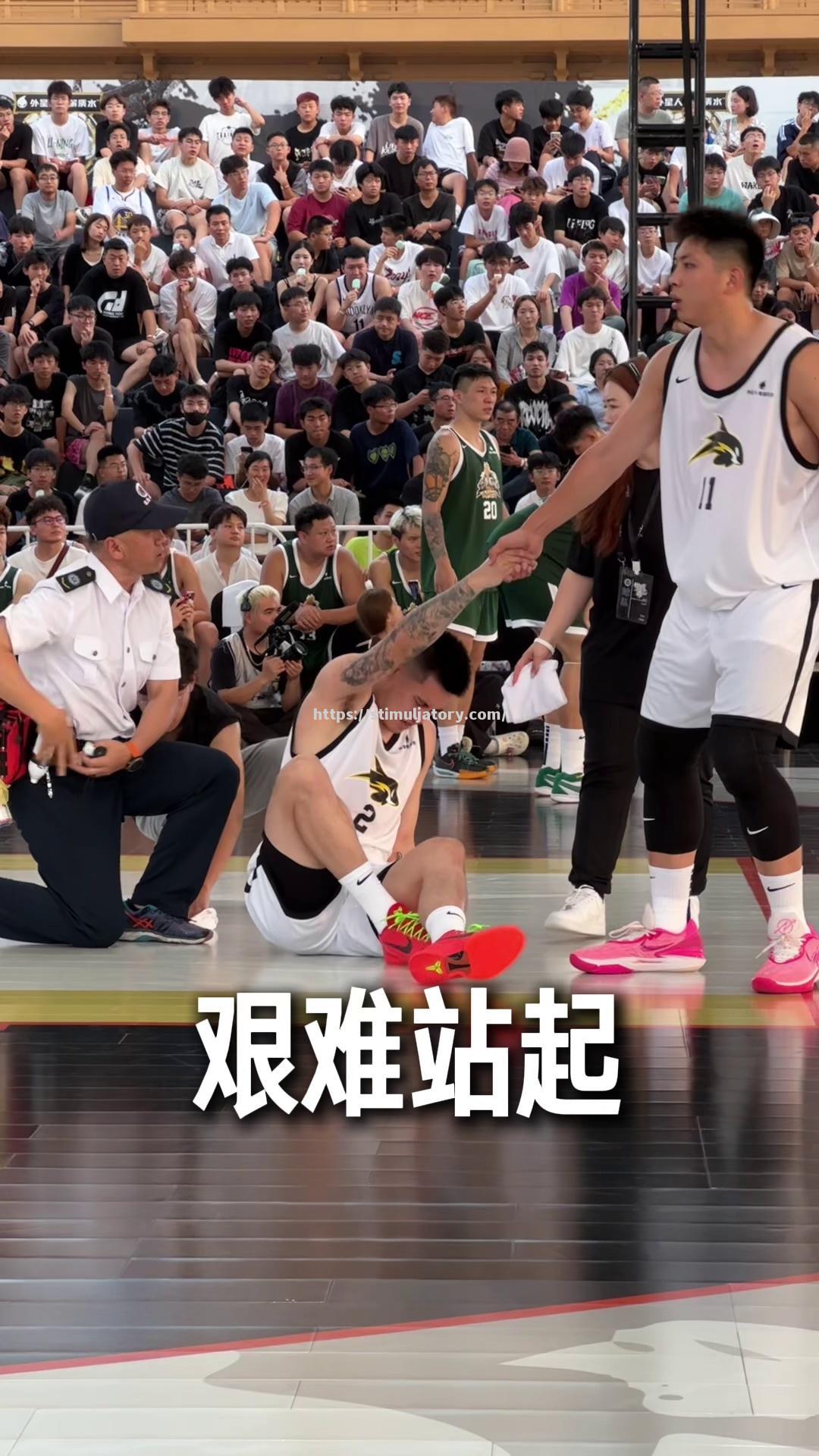 星空体育-CBA第二阶段赛程出炉,上海男篮迎来艰难挑战!