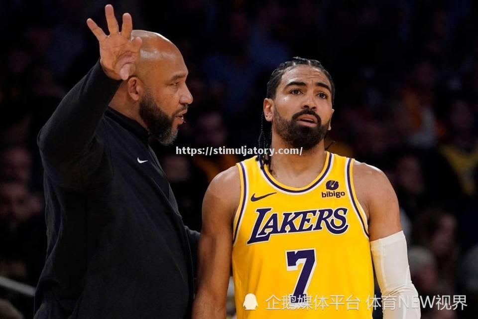 勇士主帅连续获得最佳教练，团队默契令人称赞！