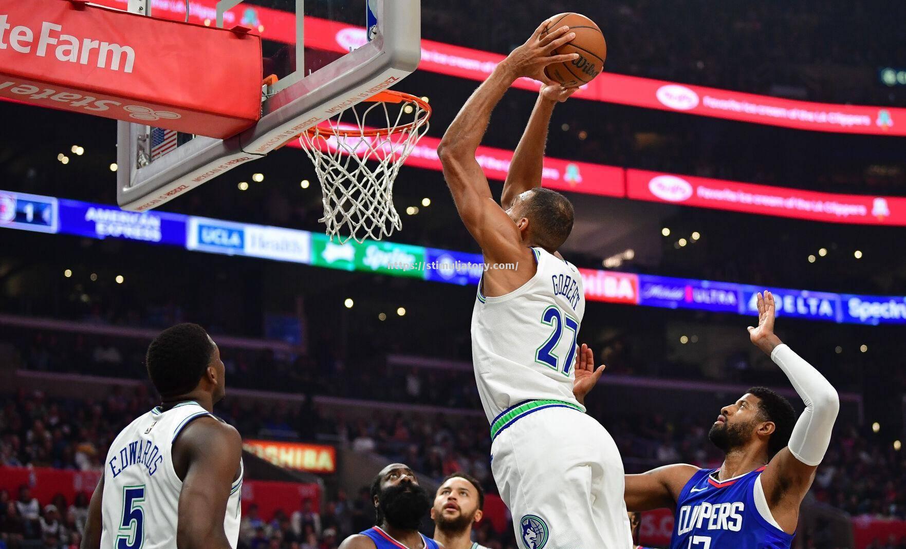 快船队客场不敌森林狼队 快船队客场不敌森林狼队