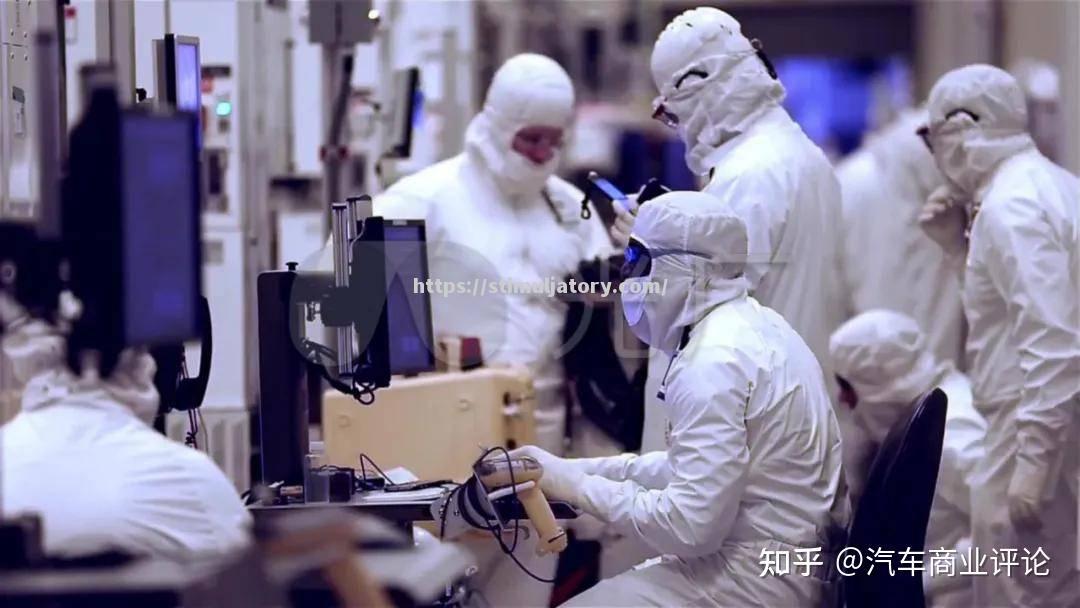 星空体育-小牛换帅重组管理层