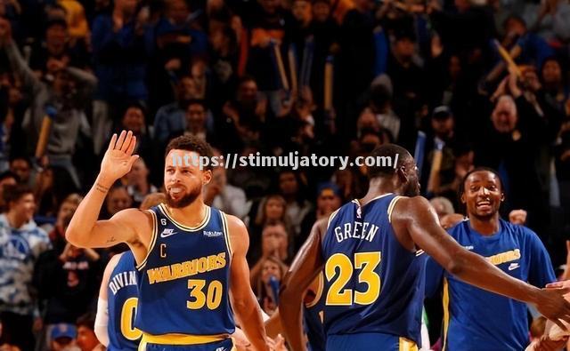 星空体育-勇士取得四连胜，库里表现抢眼