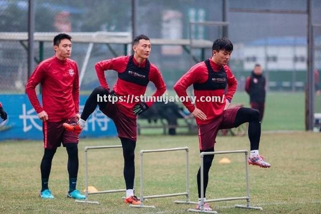 球队士气正旺，劲头十足备战