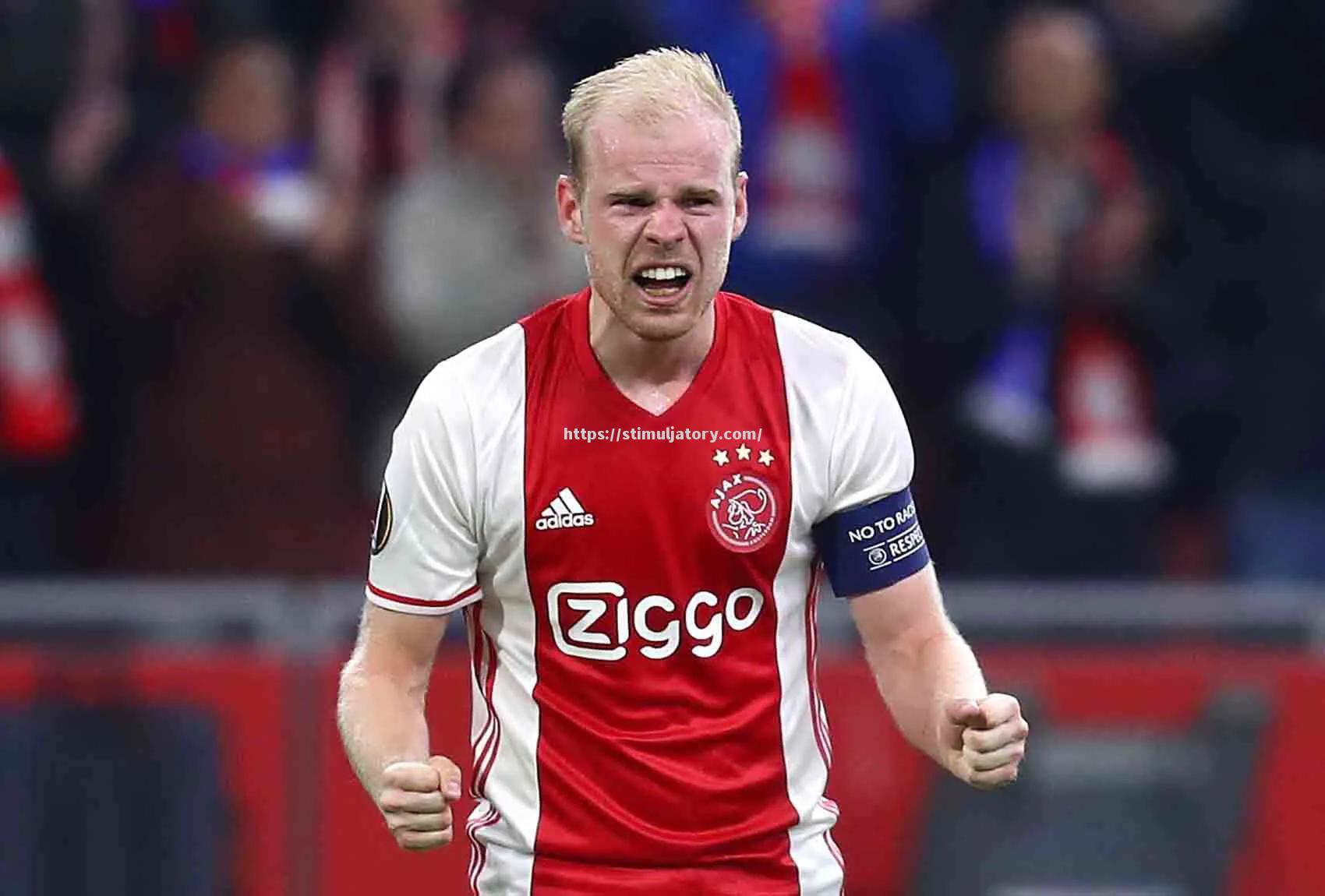 星空体育-阿贾克斯主帅受挫,球员群起反对赛季会是怎样?