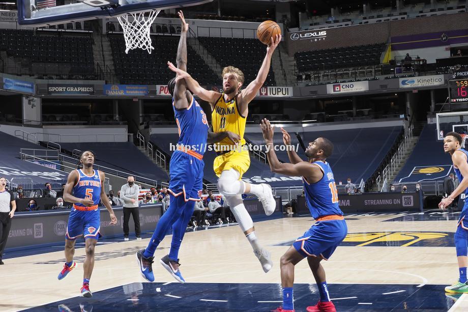 星空体育-尼克斯队遭遇险胜,主场压制对手成功晋级