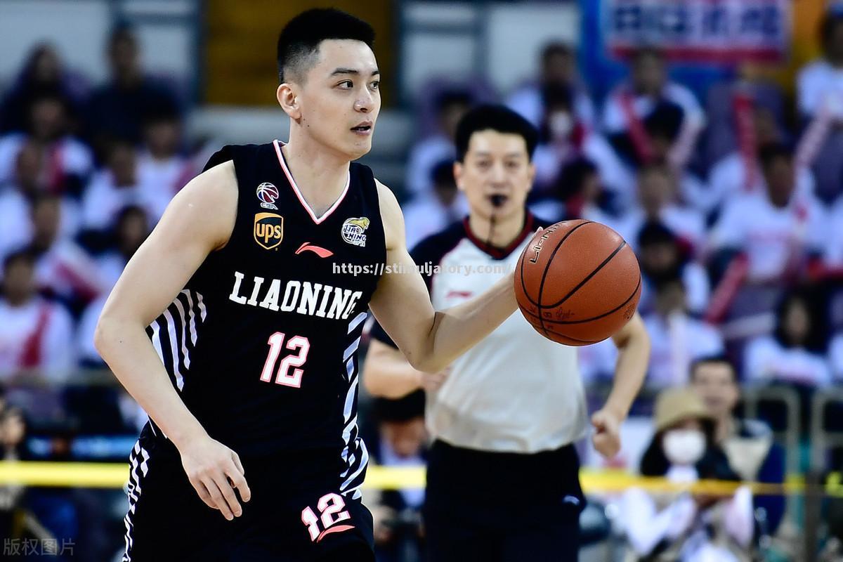 星空体育-辽宁本土球员表现抢眼,球队状态上升