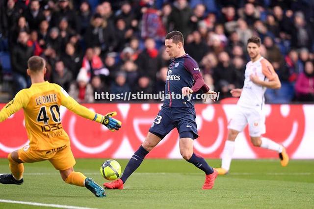 摩恩主场惜败蒙彼利埃,法甲保级形势严峻 摩恩主场惜败蒙彼利埃,法甲保级形势严峻