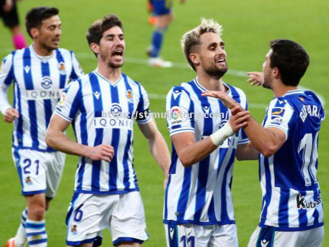 格拉纳达主场2比0完胜皇家社会