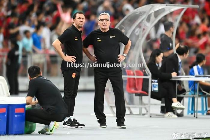 星空体育-多芬客场逼平对手，稳固积分位置