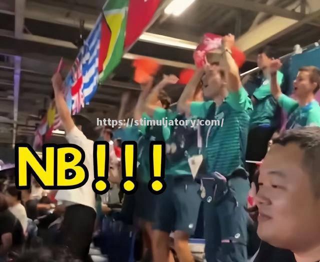 星空体育-爆冷结果引发球迷热议,裁判判罚成焦点