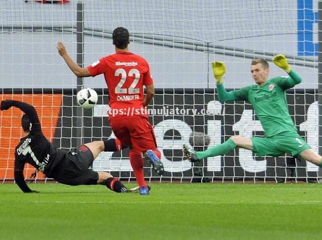 星空体育-不莱梅球员纷纷集中训练,备战下轮对决