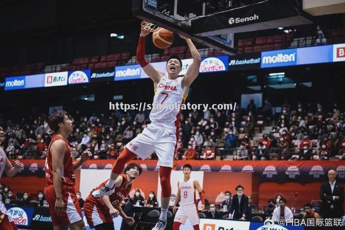 星空体育-海南男篮内线跳投稳健，攻下胜利