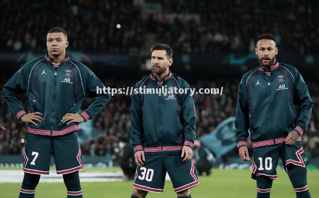 巴黎圣日耳曼锁定小组头名,主场雄心不减 巴黎圣日耳曼锁定小组头名,主场雄心不减