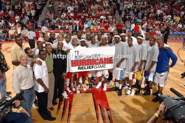 圣诞节NBA大战酣畅淋漓，球星云集