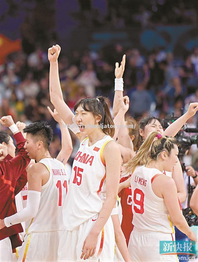 星空体育-比赛惊险胜出,球队晋级希望大增