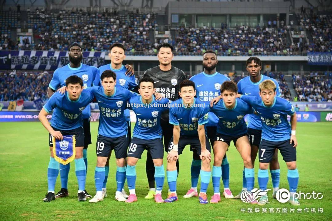 星空体育-激烈的足球盛宴,全国杯赛即将开赛,球迷们准备好迎接挑战了吗?