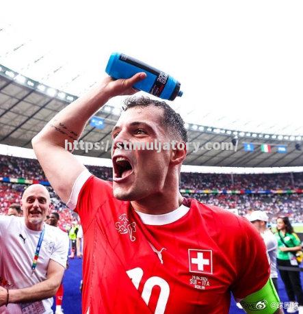 星空体育-欧预赛国家队振奋人心,全队士气高昂