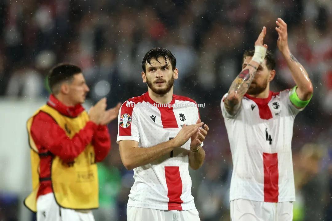 克罗地亚惨败前苏联，遭遇双杀