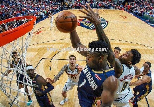 星空体育-球队防守端成大难题，教练需做出调整破局