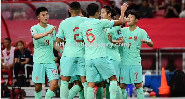 星空体育-归化球员关键时刻挺身而出帮助球队