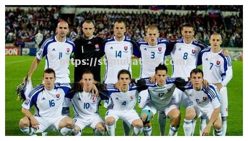 克罗地亚击败斯洛伐克，登顶积分榜