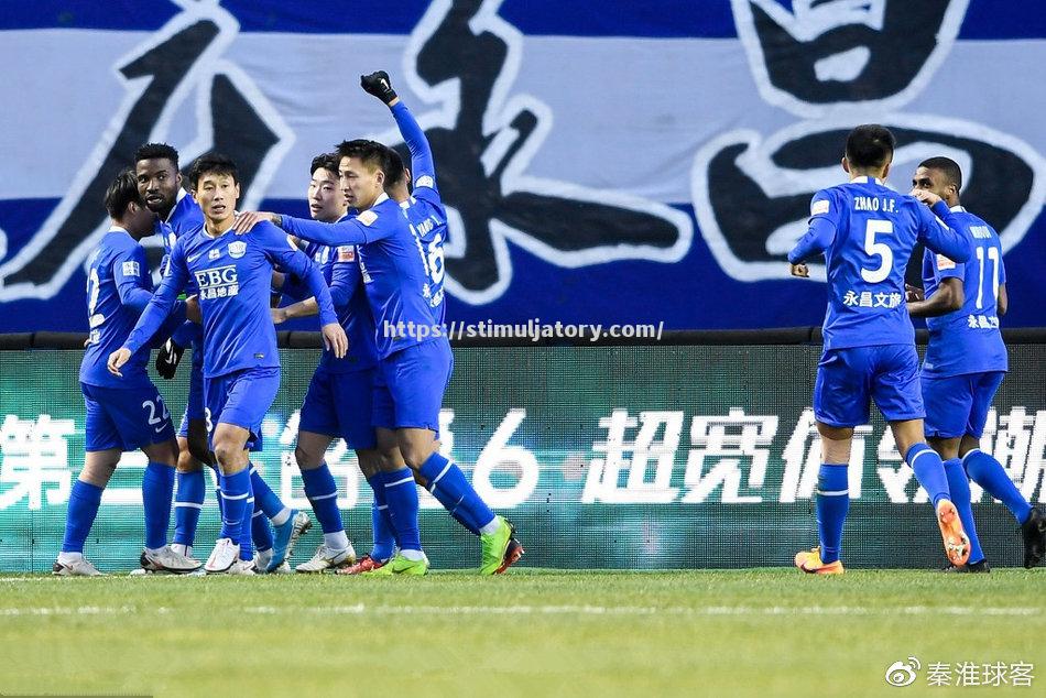 广州恒大连克石家庄永昌,再次登上积分榜首 广州恒大连克石家庄永昌,再次登上积分榜首