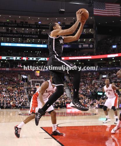 星空体育-篮网队球员在家训练情况一览