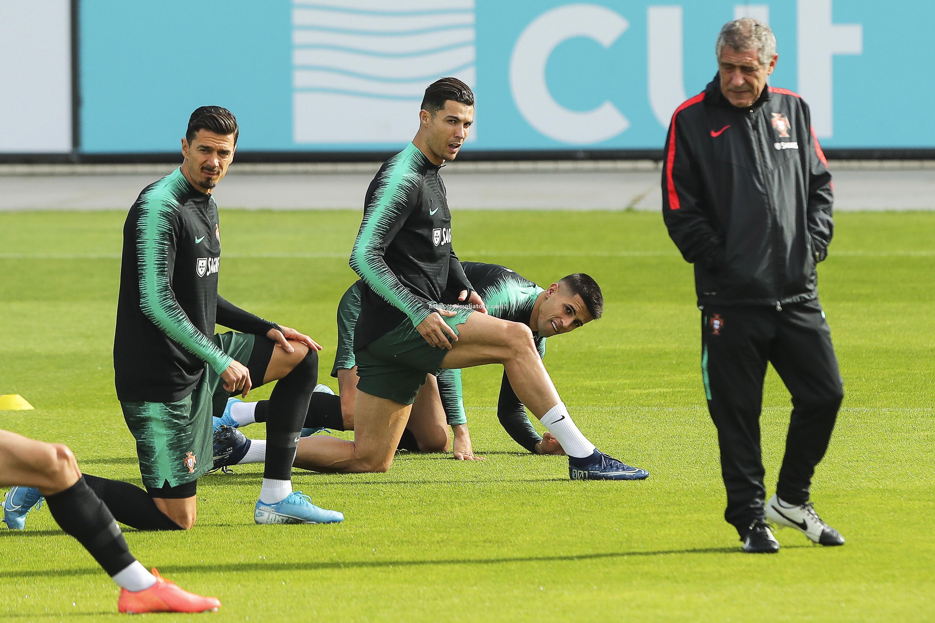 欧预赛即将启幕,球队展现实力备战 欧预赛即将启幕,球队展现实力备战