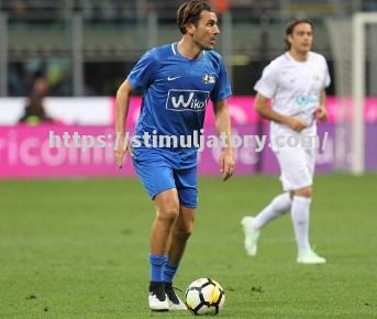 星空体育-国米客场不敌拉齐奥,遭遇遗憾失利