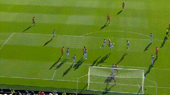 瓦伦西亚惊险逆转,西甲劲旅再现冲劲 瓦伦西亚惊险逆转,西甲劲旅再现冲劲