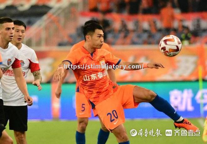 球队间的激烈对抗引发热议 球队间的激烈对抗引发热议