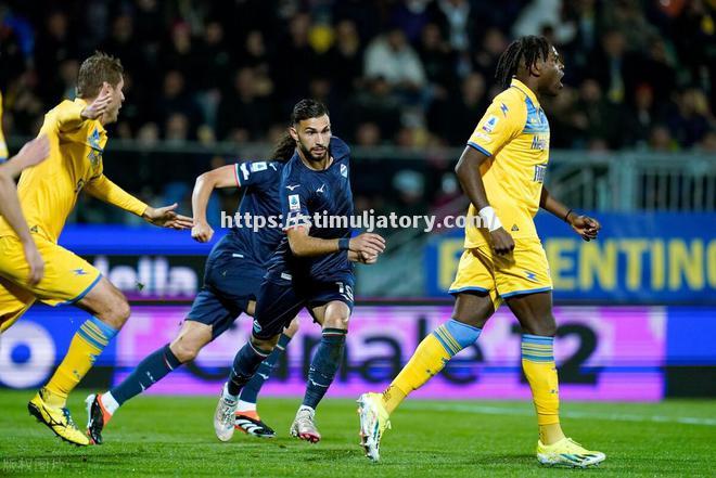 星空体育-佛罗伦萨球员受伤退场,引发球队阵容危机