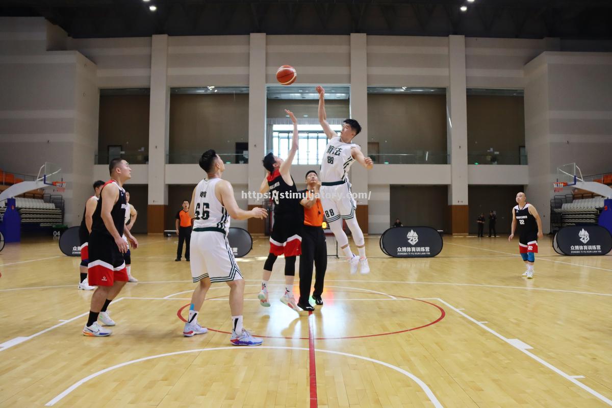 星空体育-篮球联赛关注度逐渐攀升,战术布局令人惊叹