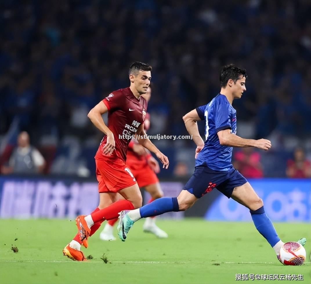 星空体育-上海申花球迷欢呼雀跃,球队豪取三分