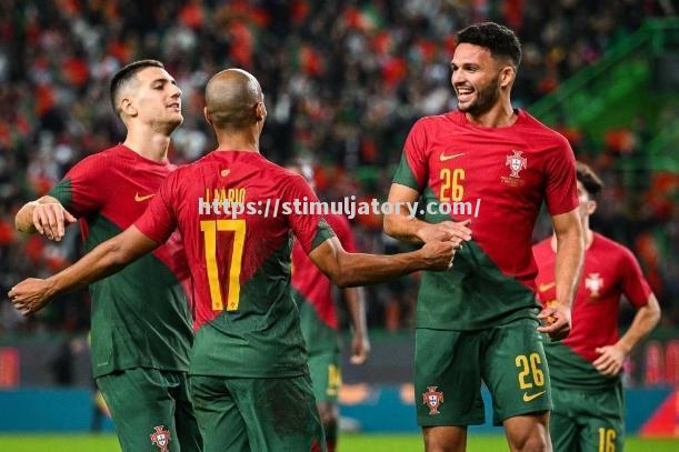 葡萄牙锋线连连进球,大胜对手 葡萄牙锋线连连进球,大胜对手