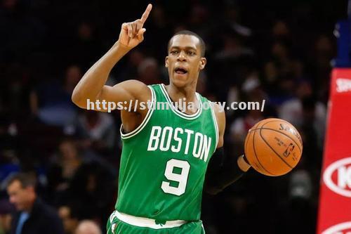 星空体育-传球技巧得到教练肯定