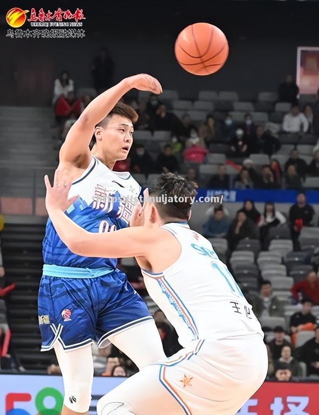 传球技巧得到教练肯定 传球技巧得到教练肯定