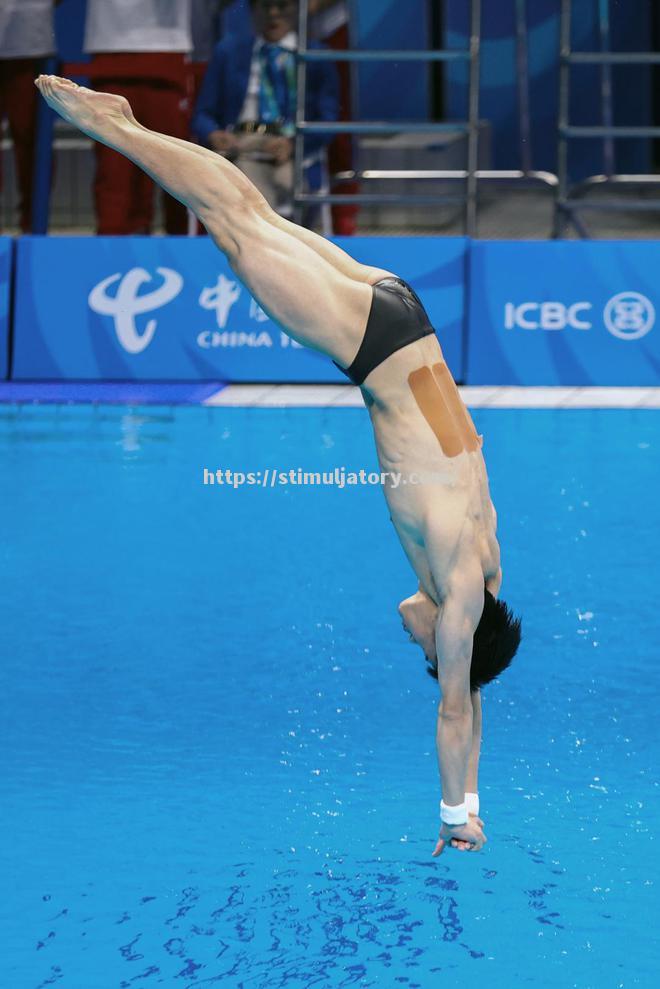 跳水選手表現出色，囊括全部獎牌