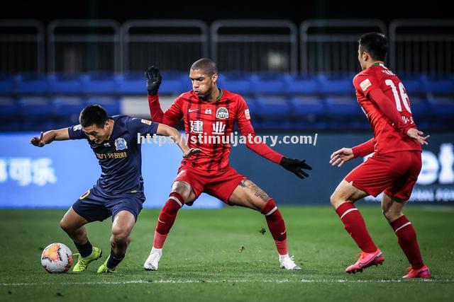 星空体育-富力客场大胜建业，前途一片光明