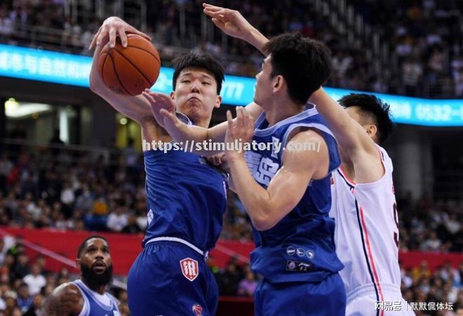 华联队中场因伤缺阵，球队战术或将调整