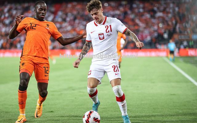 荷兰不敌波兰无缘四强 荷兰不敌波兰无缘四强