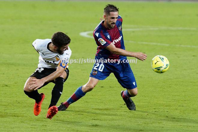 星空体育-尼姆客场大胜，法甲保级希望渐现