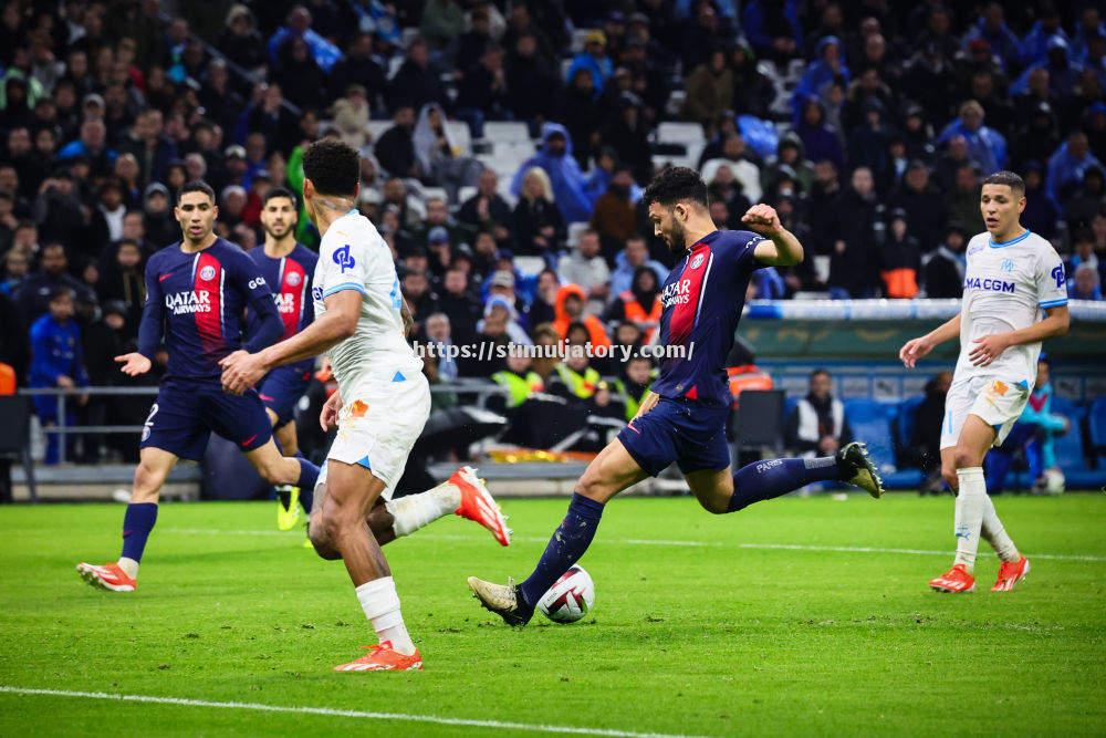 星空体育-大巴黎继续领跑法甲积分榜，稳坐榜首位置