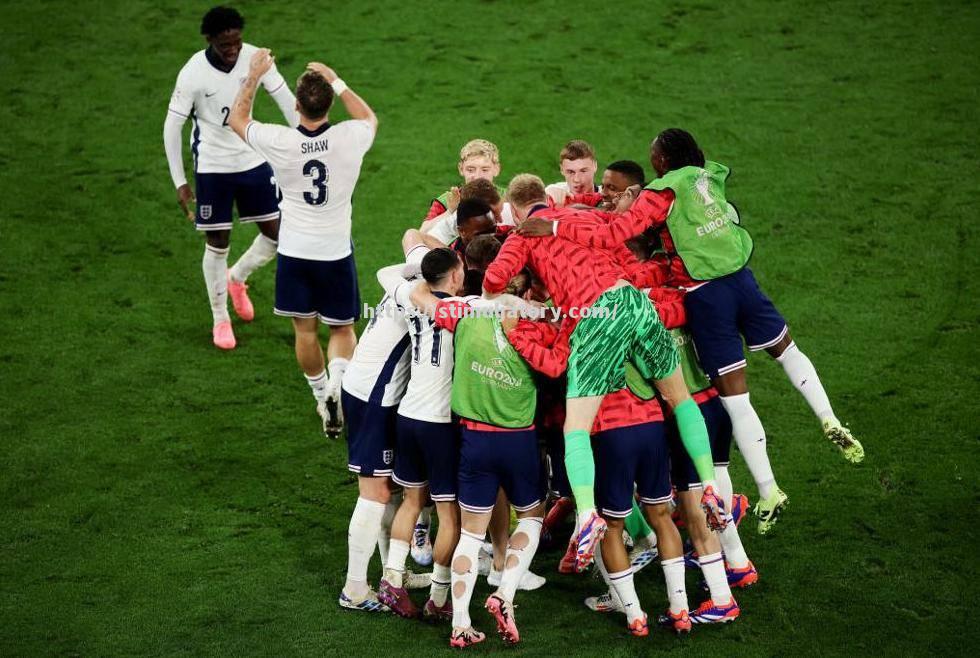 荷兰国家队逆风翻盘晋级半决赛 荷兰国家队逆风翻盘晋级半决赛